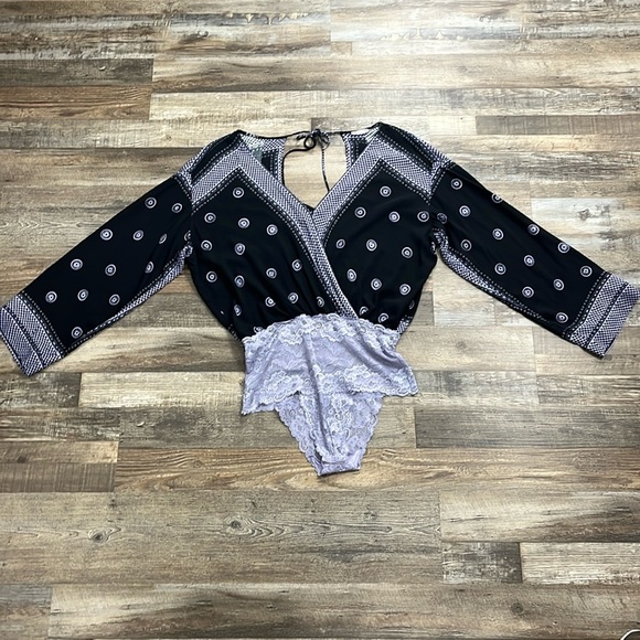 Free People Intimately On Board Bodysuit Sz L Lace Open Tie Back Hippie Boho - Picture 7 of 16